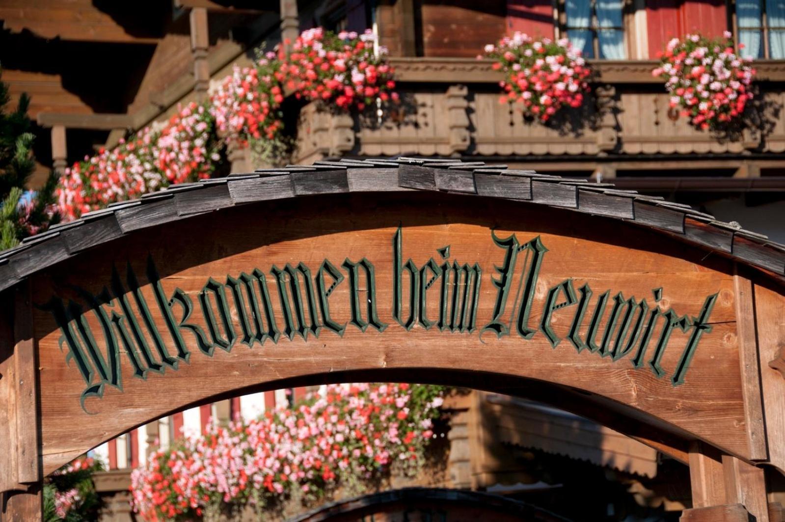 Kaiserhotel Neuwirt Oberndorf in Tirol Bagian luar foto