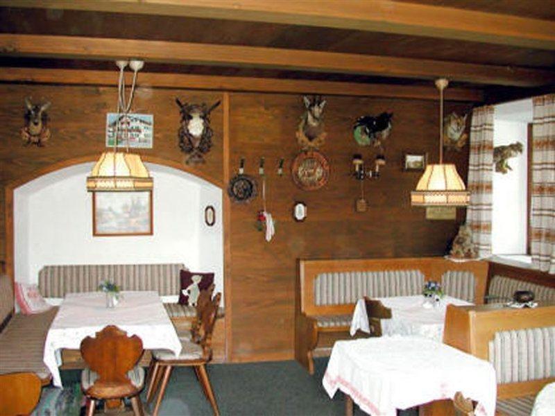 Kaiserhotel Neuwirt Oberndorf in Tirol Bagian luar foto