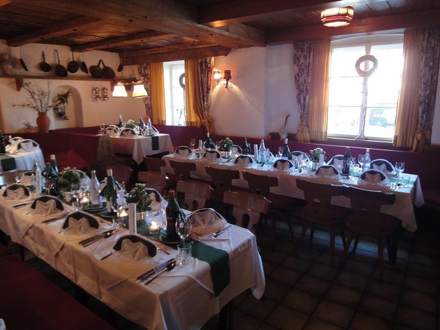 Kaiserhotel Neuwirt Oberndorf in Tirol Bagian luar foto