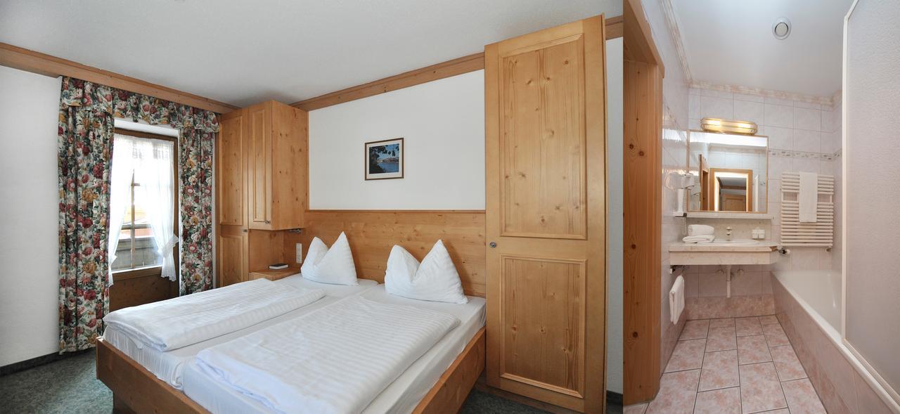Kaiserhotel Neuwirt Oberndorf in Tirol Bagian luar foto